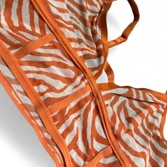 Orange and cream zebra print tank top - Picture 2 of 4